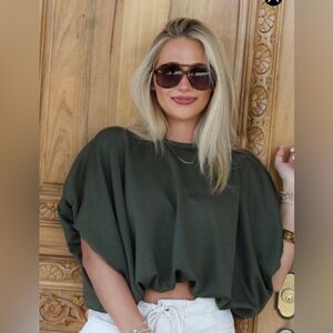 Entro Olive Short sleeve bubble blouse NWT